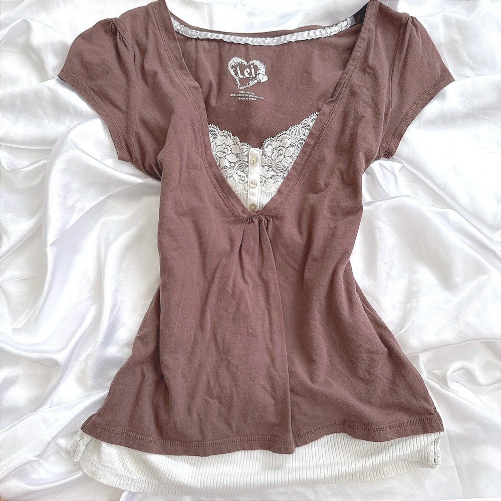 LEI Brown Lace Trim Layered Henley Top V-Neck Y2K Coquette Fairycore Tee